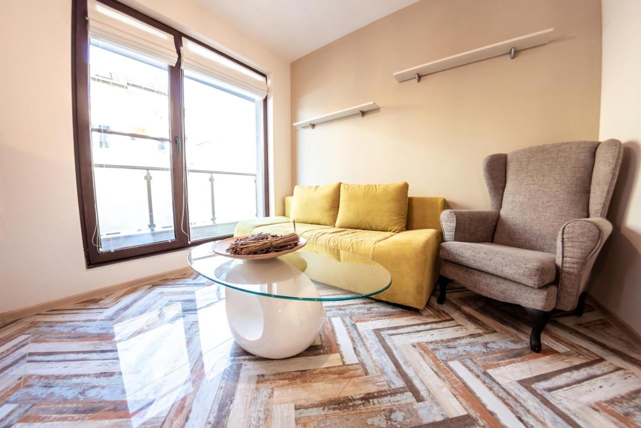 Bright 1Bdr Apartment With A Balcony Sofia Exterior photo